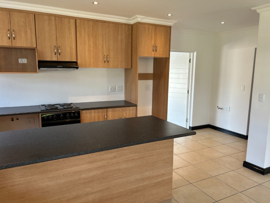 2 Bedroom Property for Sale in Blue Mountain Village Western Cape